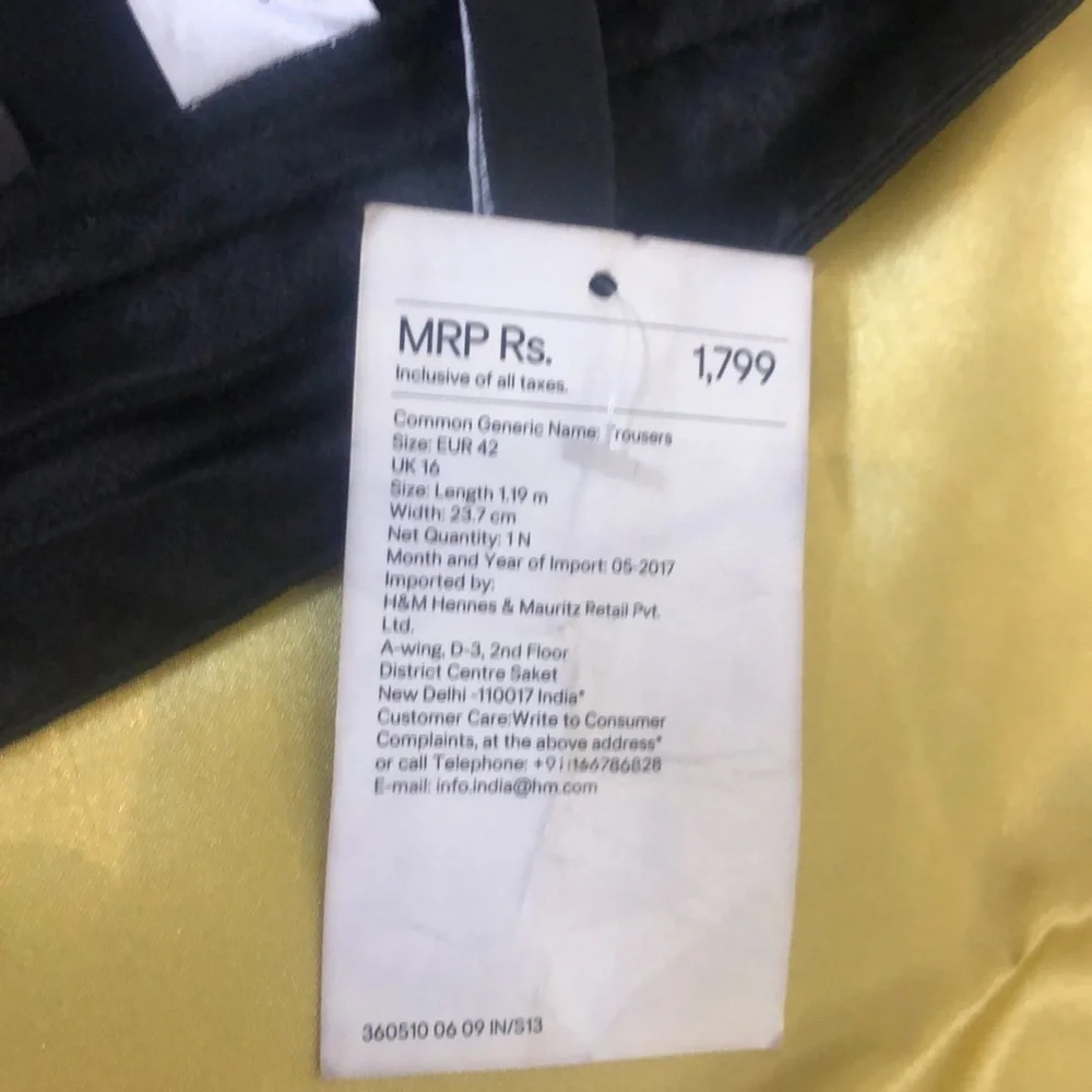 H&M jump suit - Picture 12 of 12